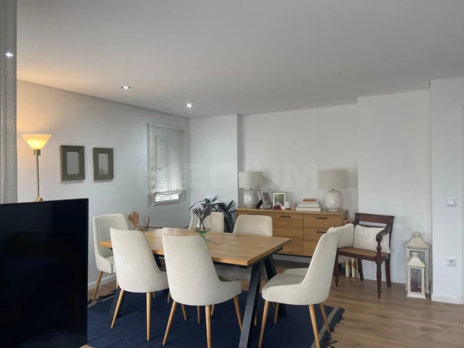 Apartamento T3 para Venda em Vila Nova de Famalicão e Calendário Foto 7