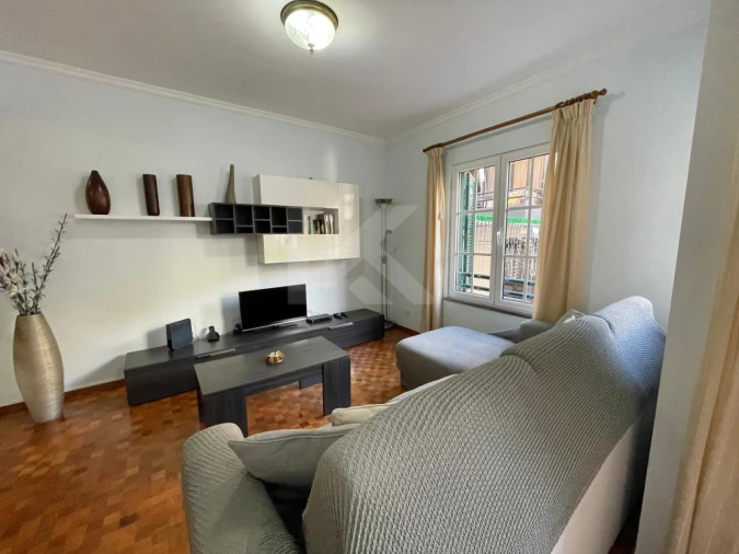 Apartamento T3 para Arrendamento em Ribeira Brava Foto 5