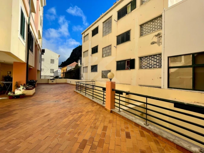 Apartamento T3 para Arrendamento em Ribeira Brava Foto 30