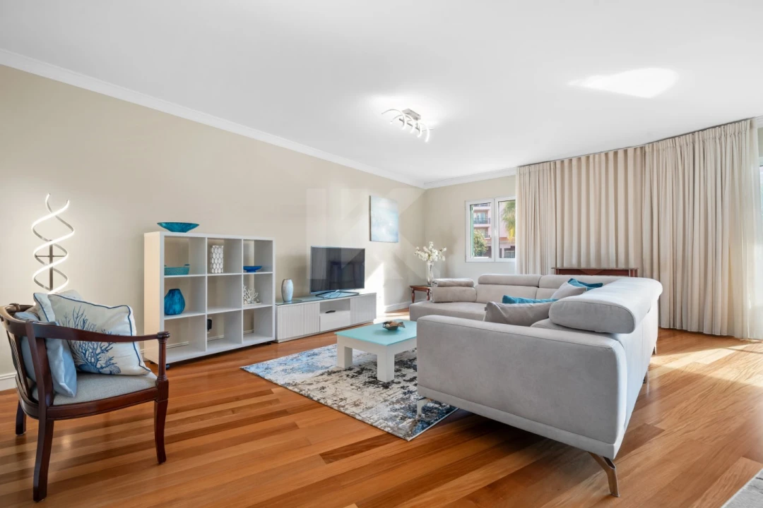 Apartamento T3 para Arrendamento em São Martinho Foto 2