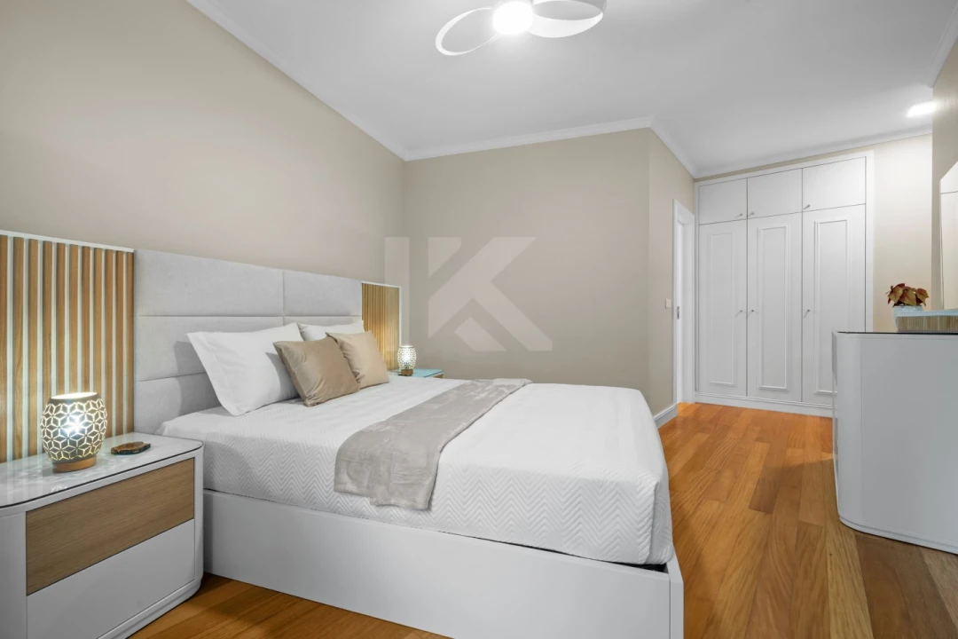 Apartamento T3 para Arrendamento em São Martinho Foto 7