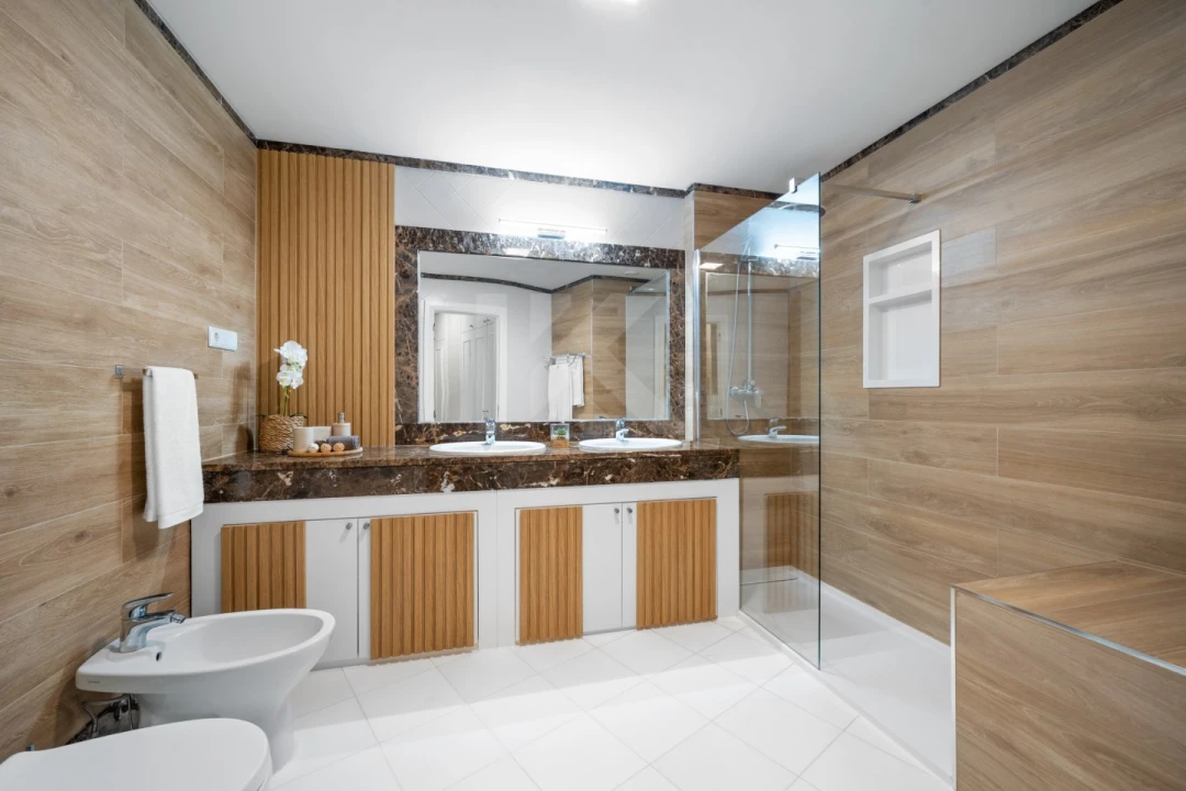 Apartamento T3 para Arrendamento em São Martinho Foto 9