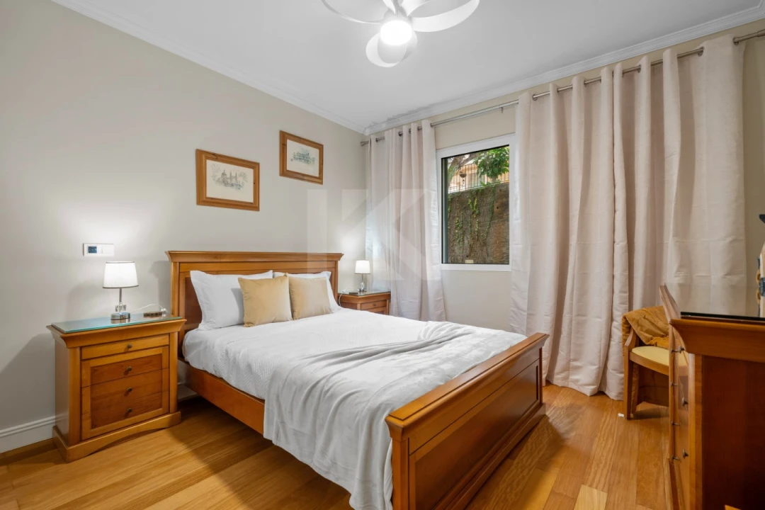 Apartamento T3 para Arrendamento em São Martinho Foto 13