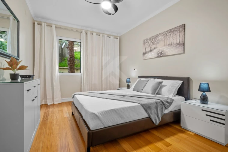 Apartamento T3 para Arrendamento em São Martinho Foto 11