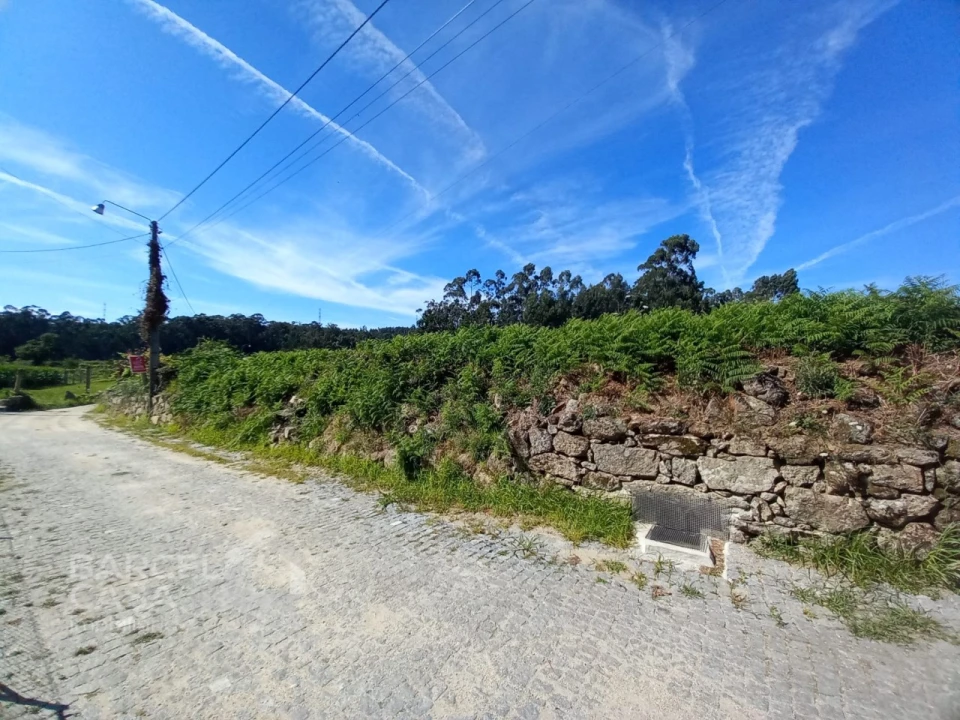 Terreno para Venda em Perelhal Foto 9