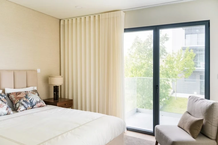 Apartamento T2 para Venda em Pontinha e Famões Foto 12