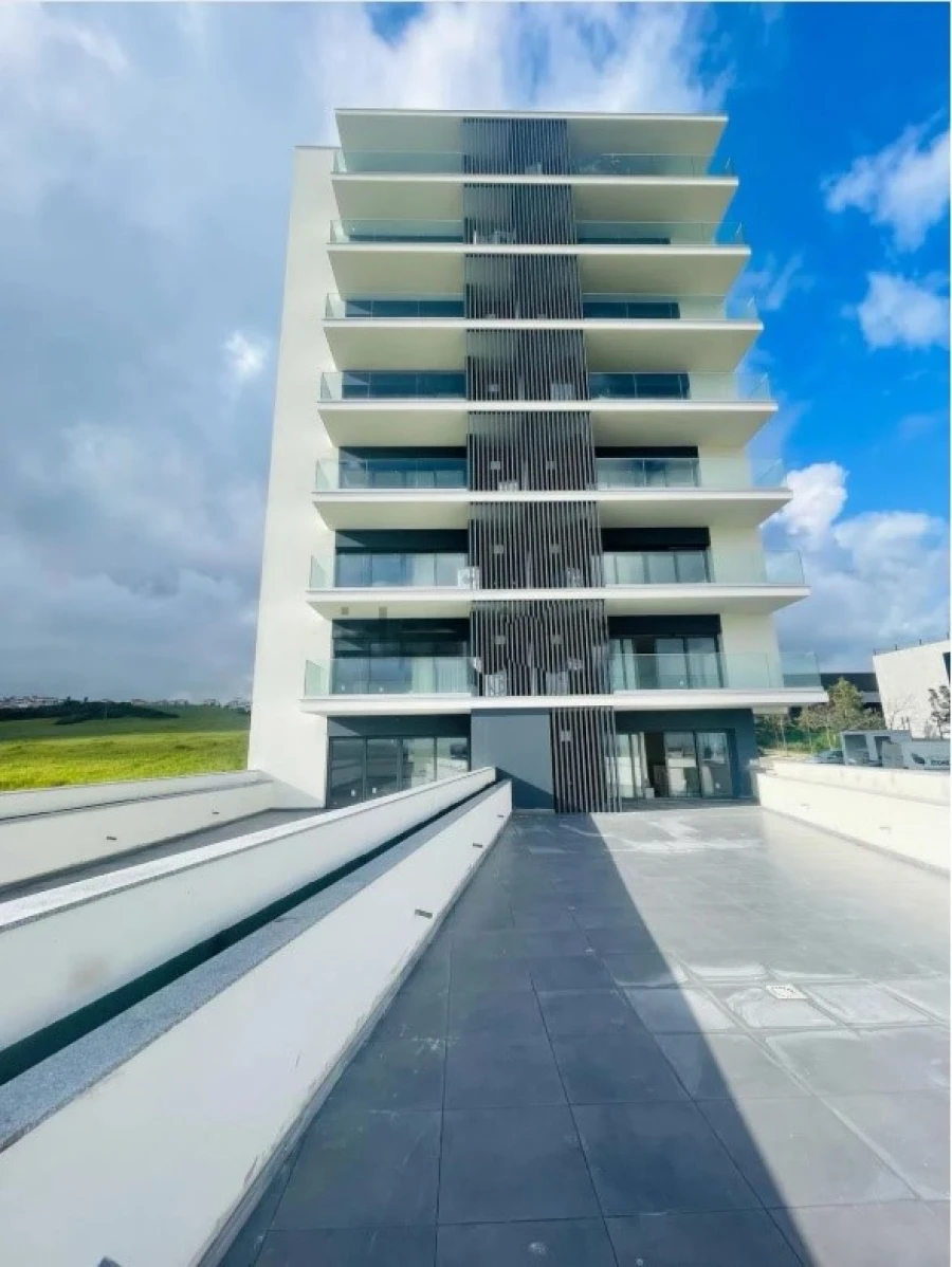 Apartamento T2 para Venda em Pontinha e Famões Foto 13