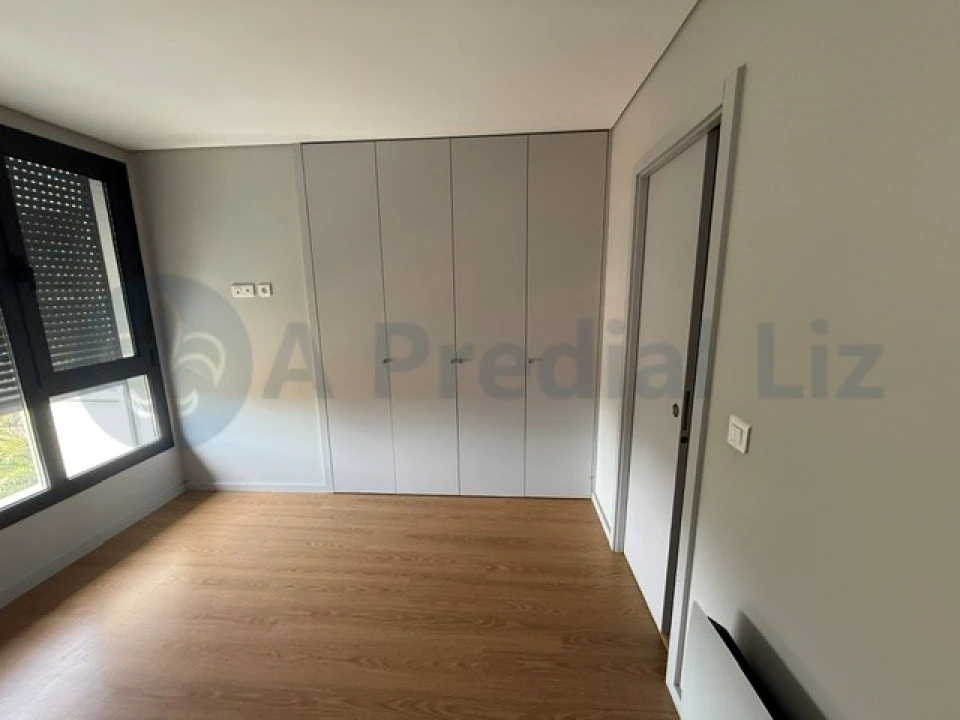 Apartamento T1 para Venda em Cedofeita, Santo Ildefonso, Sé, Miragaia, São Nicolau e Vitória Foto 4