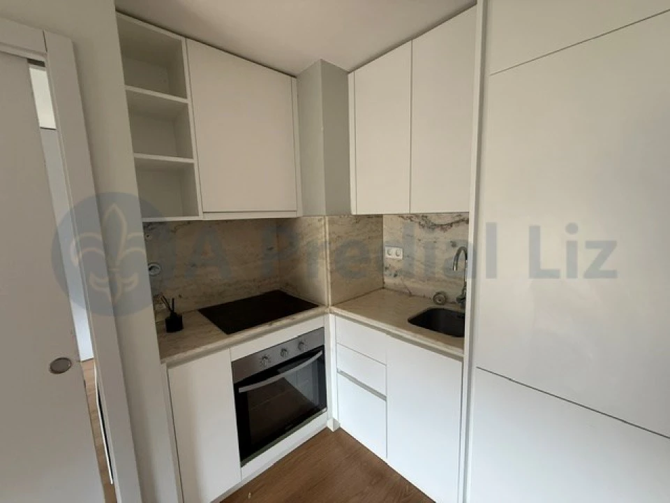 Apartamento T1 para Venda em Cedofeita, Santo Ildefonso, Sé, Miragaia, São Nicolau e Vitória Foto 7