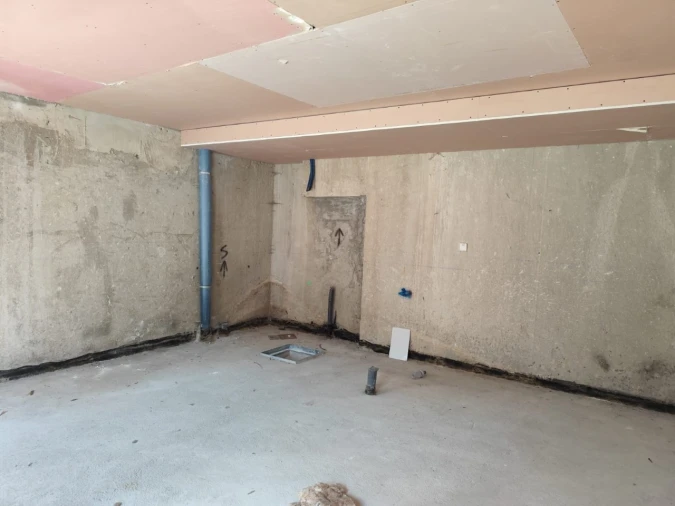 Loja para Arrendamento em Estrela Foto 6