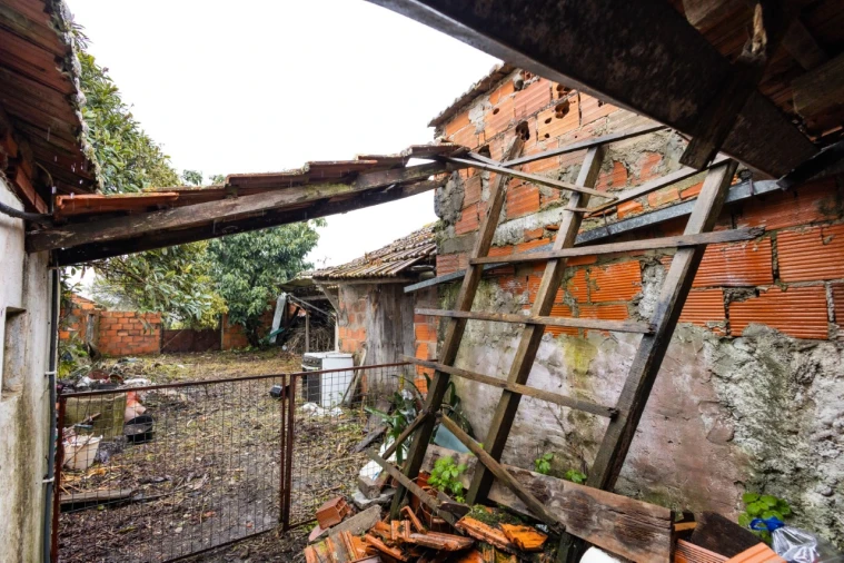 Moradia T4 para Venda em Vilamar e Corticeiro de Cima Foto 23