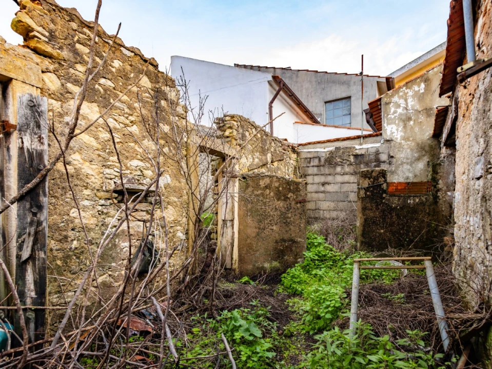 Moradia T1 para Venda em Abrunheira, Verride e Vila Nova da Barca Foto 13