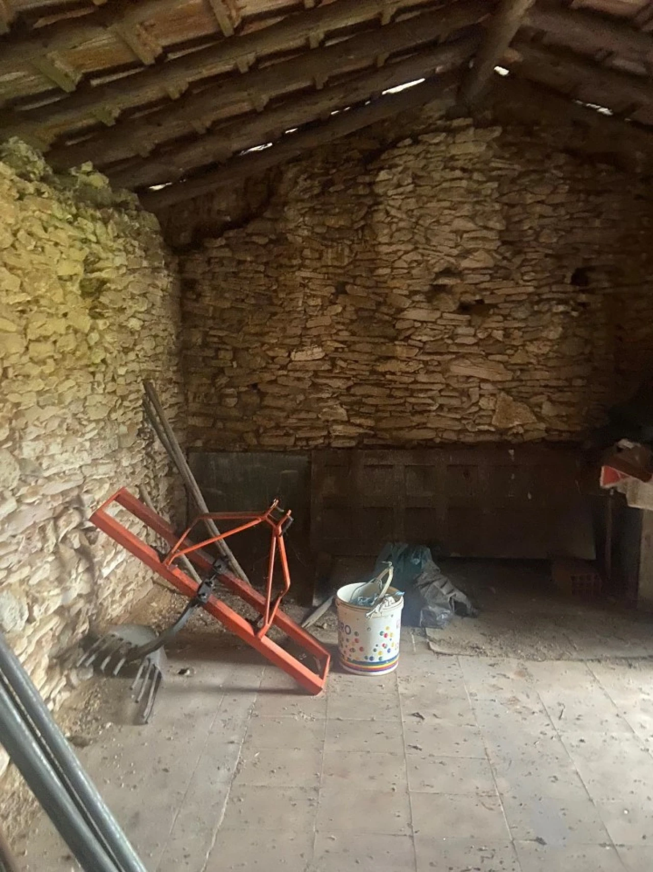 Moradia T1 para Venda em Carapinheira Foto 20