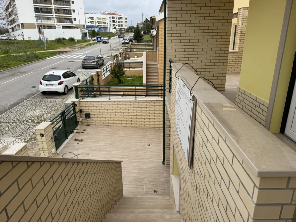 Moradia T3 para Venda em Tavarede Foto 28