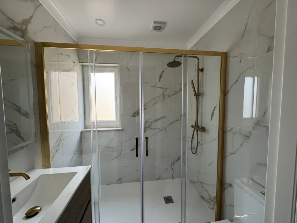 Moradia T3 para Venda em Tavarede Foto 6