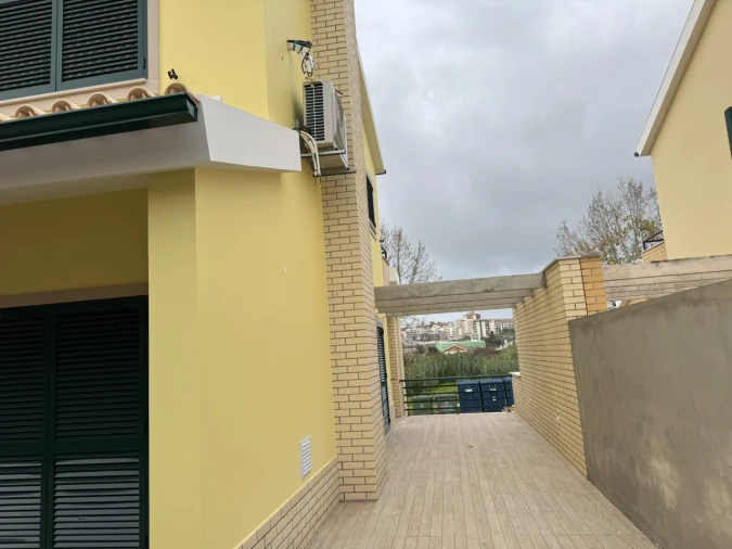 Moradia T3 para Venda em Tavarede Foto 23