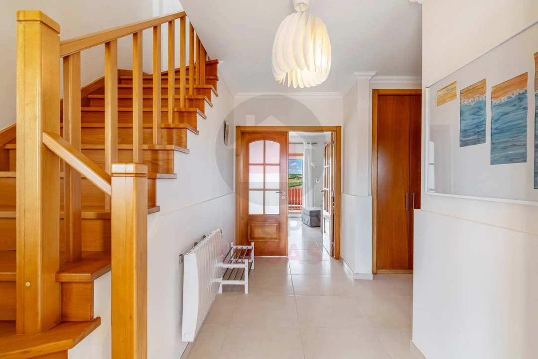 Moradia T4 para Venda em A dos Cunhados e Maceira Foto 4