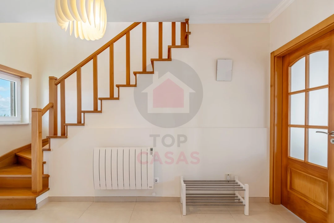 Moradia T4 para Venda em A dos Cunhados e Maceira Foto 6