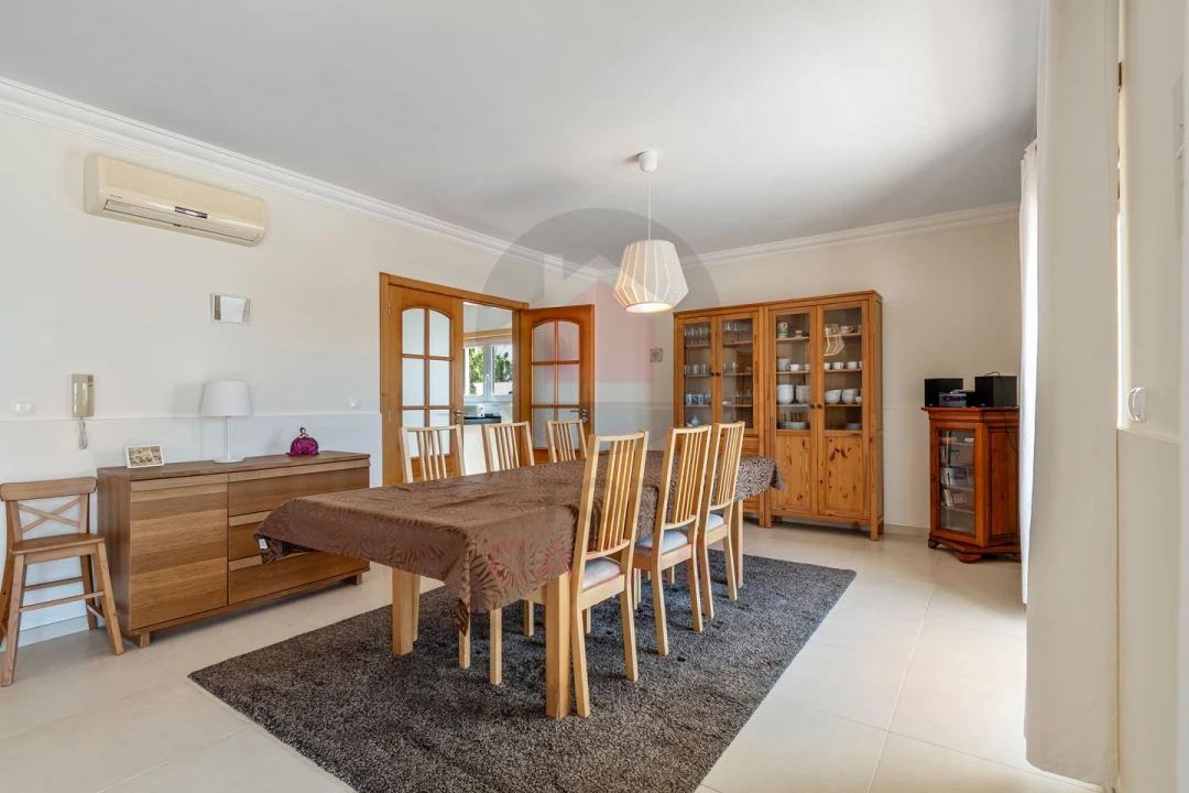 Moradia T4 para Venda em A dos Cunhados e Maceira Foto 9