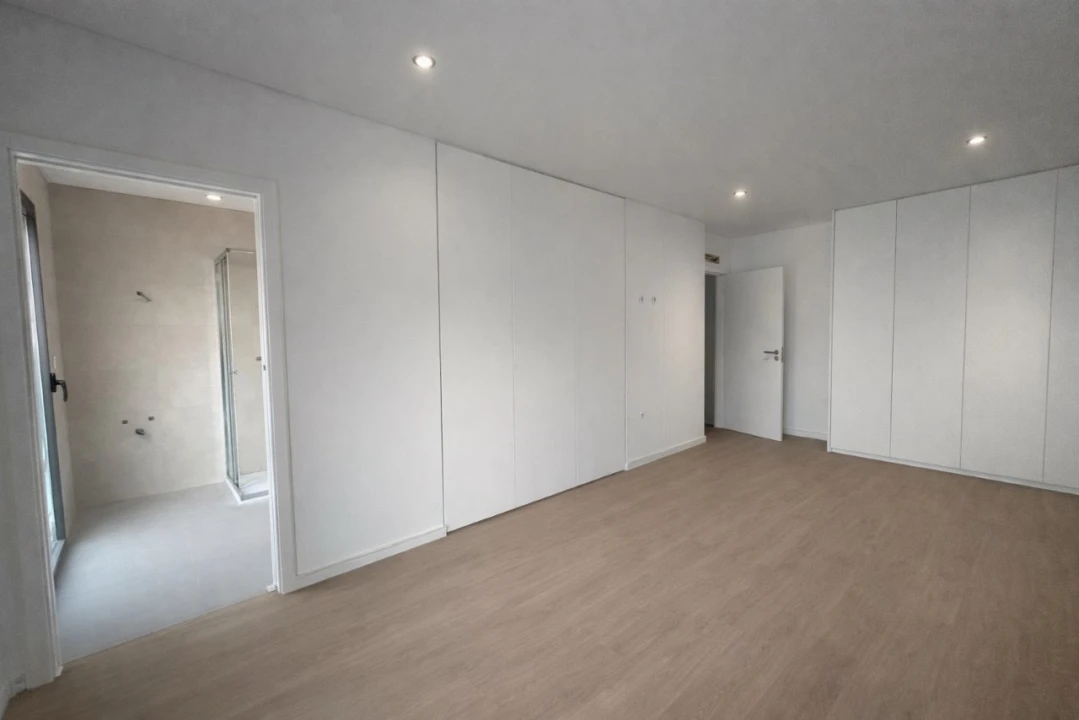 Apartamento T3 para Venda em Esgueira Foto 8