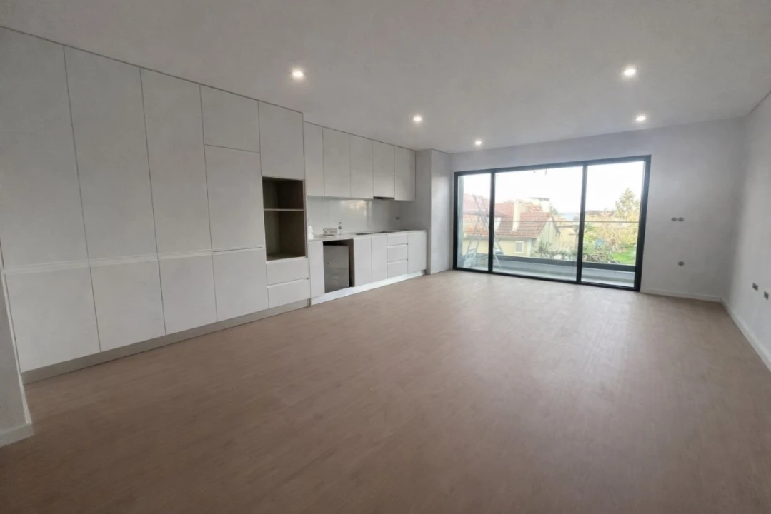 Apartamento T3 para Venda em Esgueira Foto 2