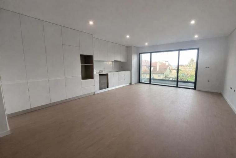 Apartamento T3 para Venda em Esgueira Foto 2