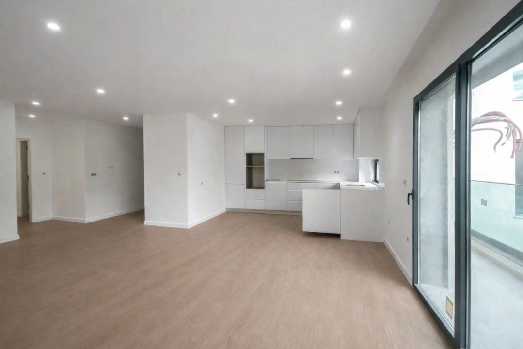 Apartamento T1 para Venda em Esgueira Foto 1