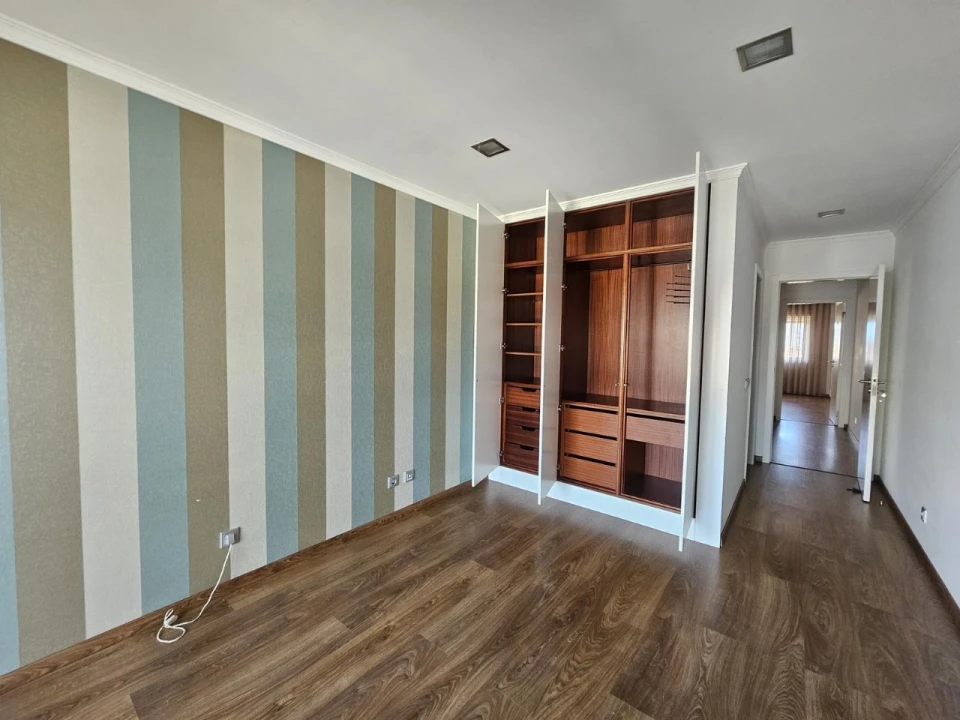 Apartamento T2 para Venda em Glória e Vera Cruz Foto 14