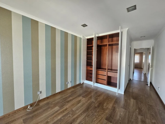 Apartamento T2 para Venda em Glória e Vera Cruz Foto 14