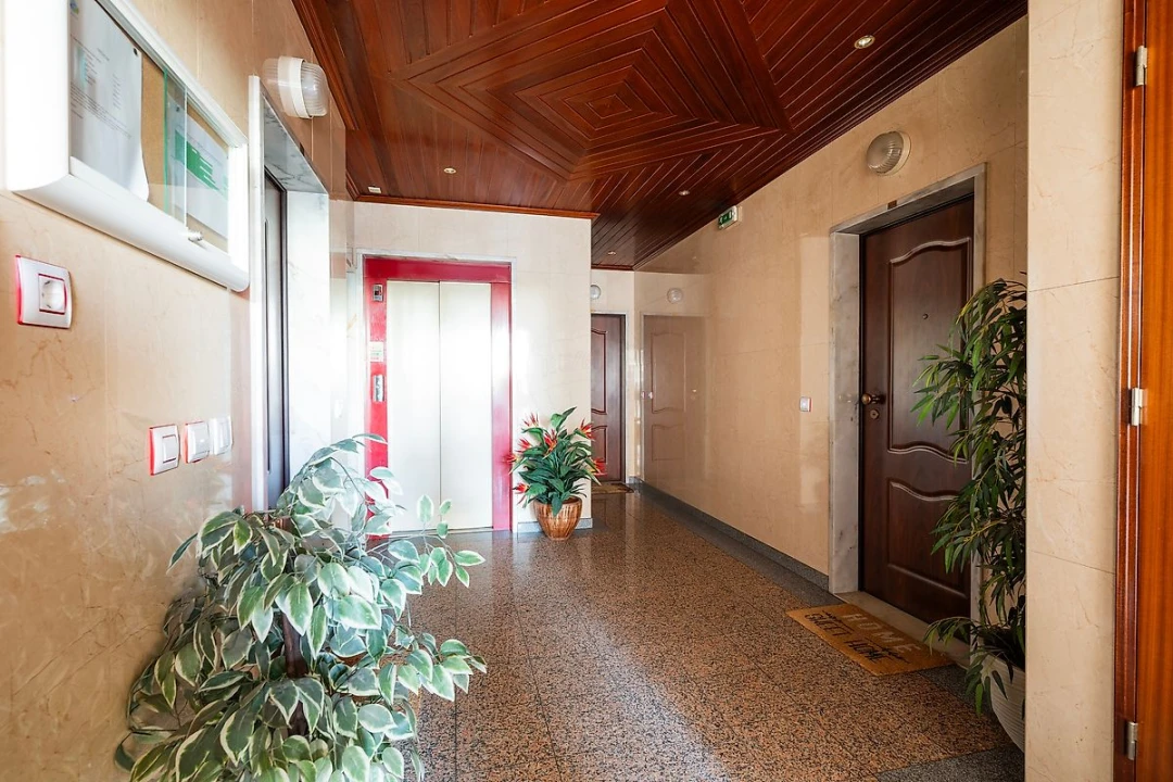 Apartamento T2 para Venda em Vialonga Foto 17