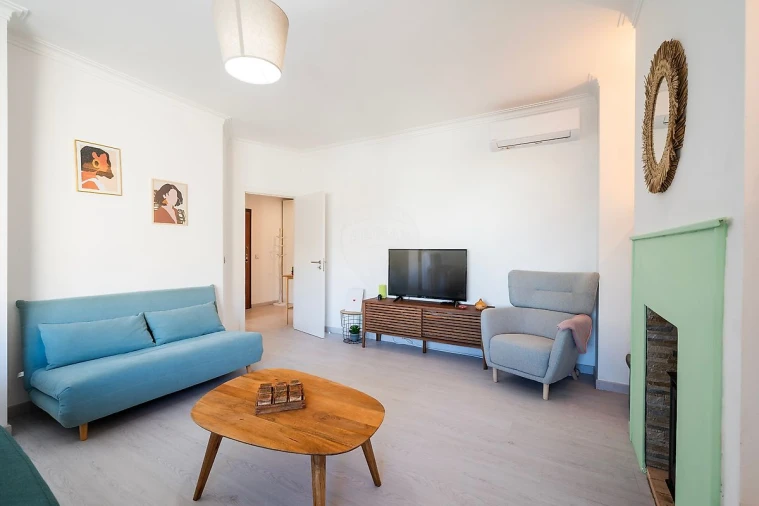 Apartamento T2 para Venda em Vialonga Foto 2