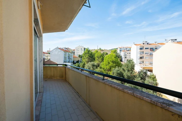 Apartamento T2 para Venda em Vialonga Foto 4