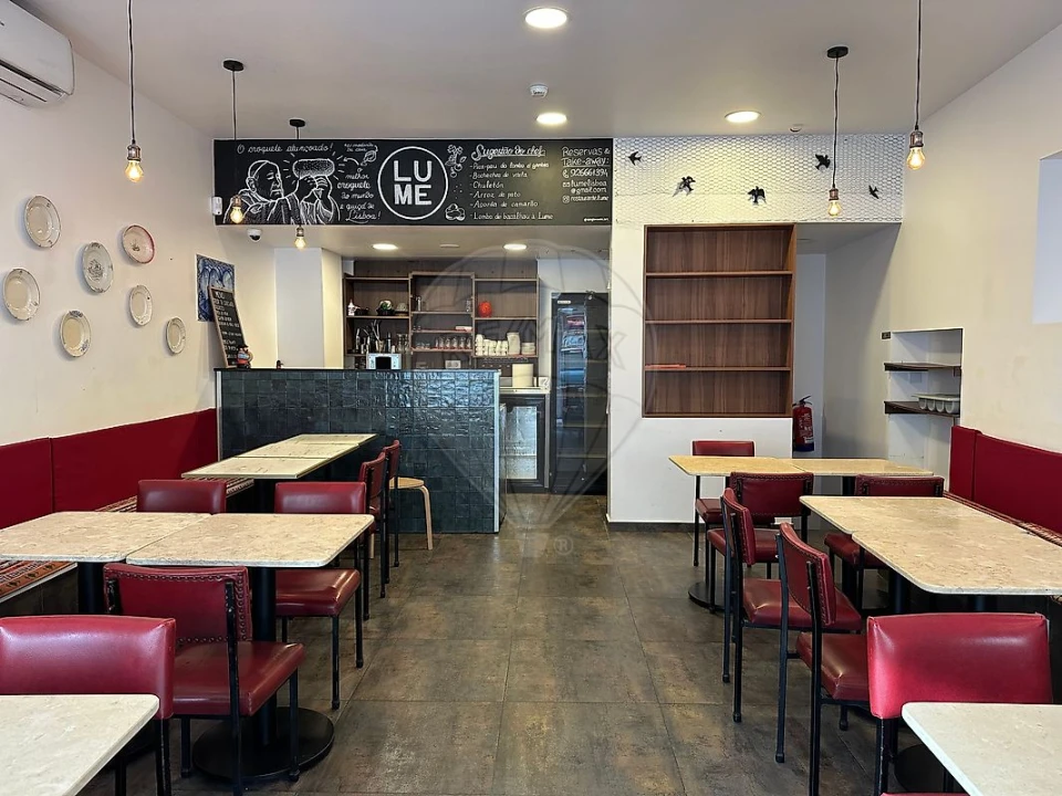 Negócio para Venda em Alvalade Foto 6