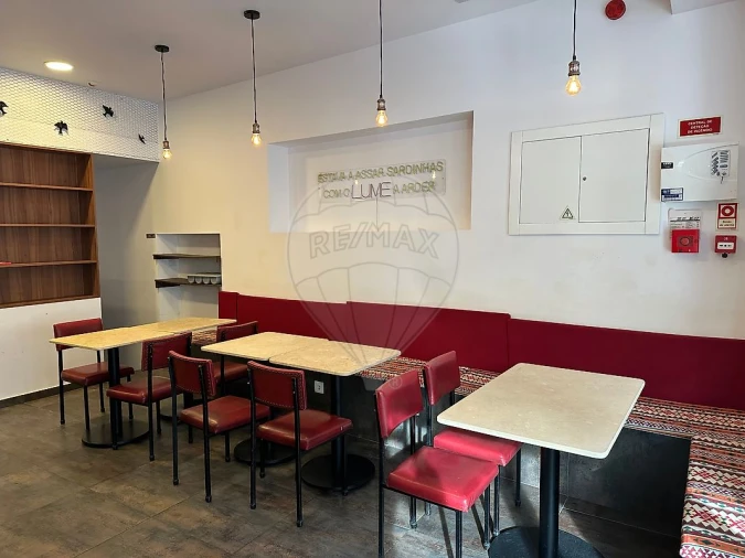 Negócio para Venda em Alvalade Foto 8