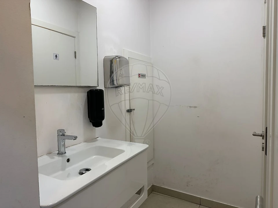 Negócio para Venda em Alvalade Foto 27