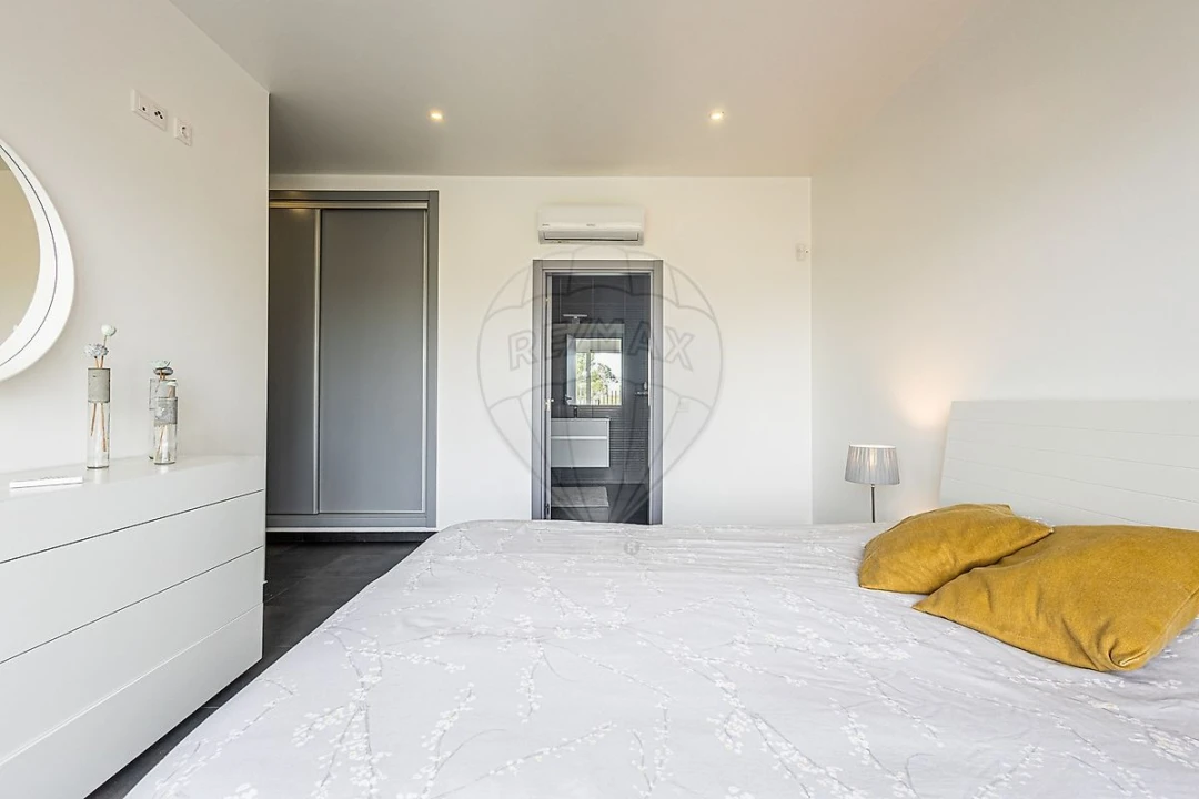 Moradia T3 para Venda em Fazendas de Almeirim Foto 19