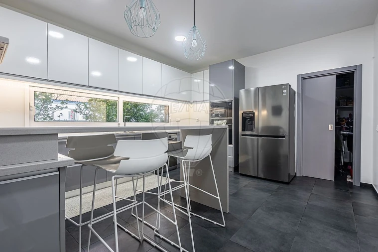 Moradia T3 para Venda em Fazendas de Almeirim Foto 31