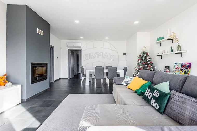 Moradia T3 para Venda em Fazendas de Almeirim Foto 24