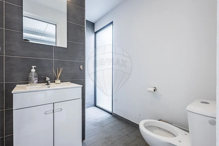 Moradia T3 para Venda em Fazendas de Almeirim Foto 46