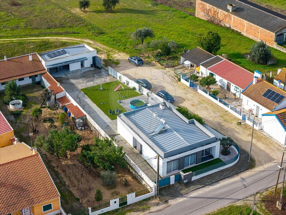 Moradia T3 para Venda em Fazendas de Almeirim Foto 6