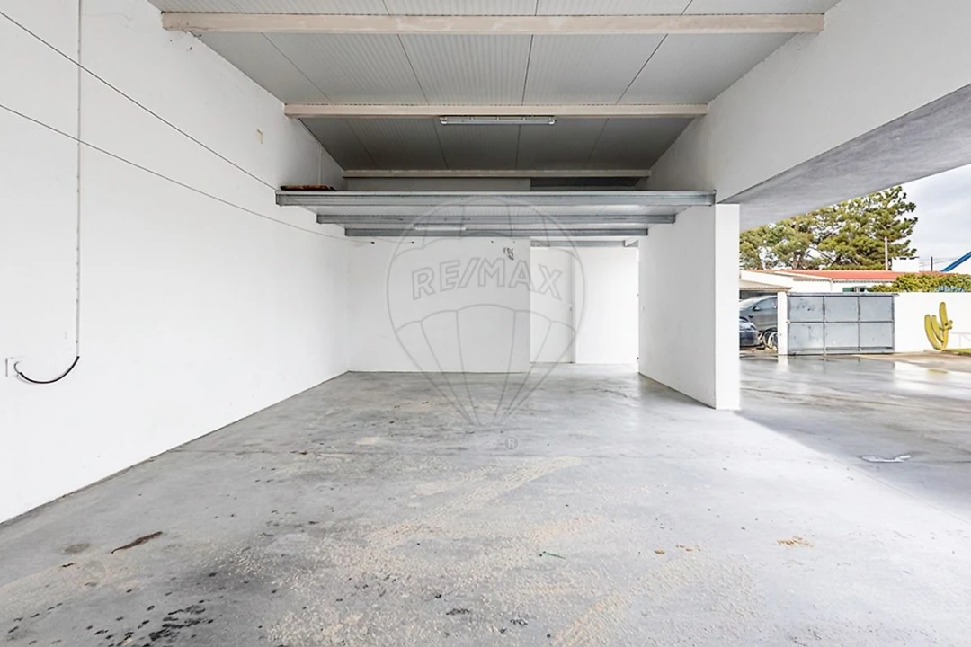 Moradia T3 para Venda em Fazendas de Almeirim Foto 50