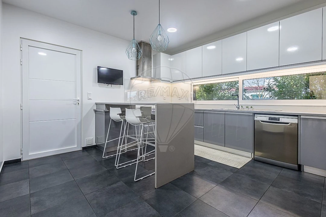 Moradia T3 para Venda em Fazendas de Almeirim Foto 36