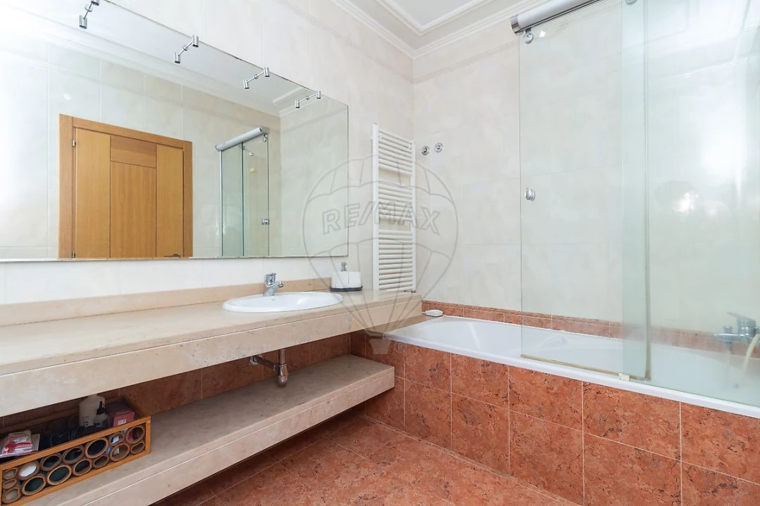 Apartamento T3 para Venda em Vila Franca de Xira Foto 17