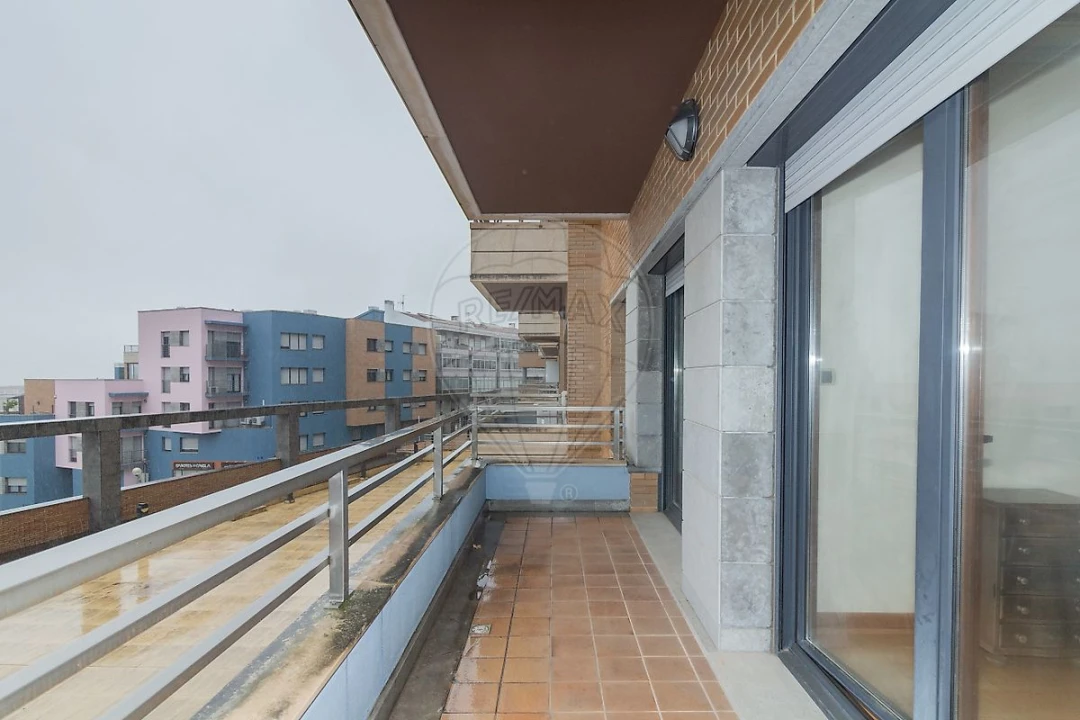 Apartamento T3 para Venda em Vila Franca de Xira Foto 44