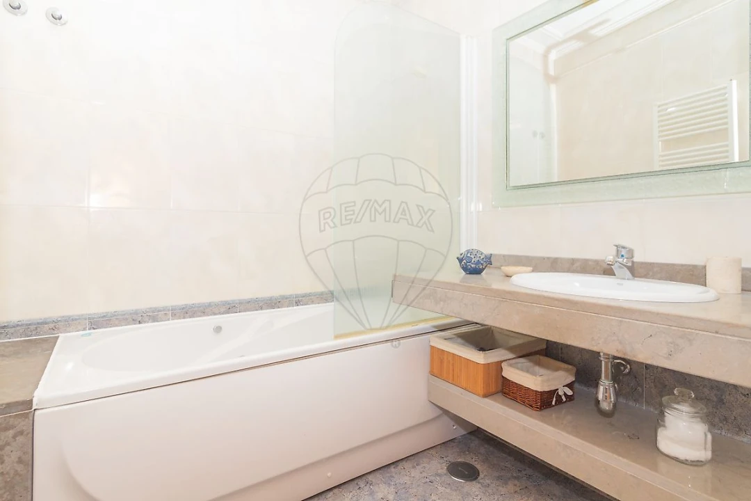 Apartamento T3 para Venda em Vila Franca de Xira Foto 6