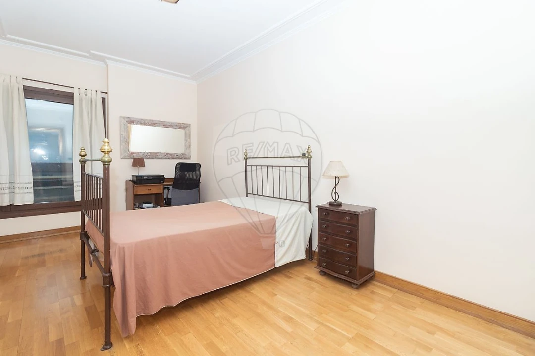 Apartamento T3 para Venda em Vila Franca de Xira Foto 18