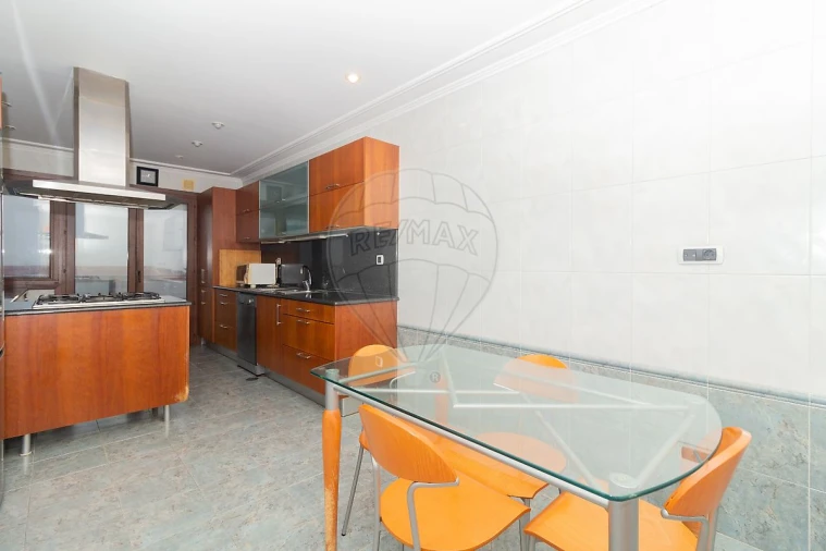 Apartamento T3 para Venda em Vila Franca de Xira Foto 28