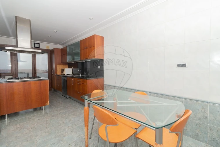 Apartamento T3 para Venda em Vila Franca de Xira Foto 30