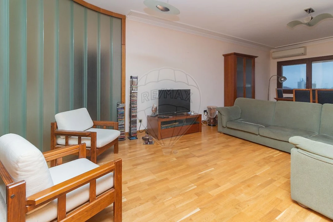 Apartamento T3 para Venda em Vila Franca de Xira Foto 1