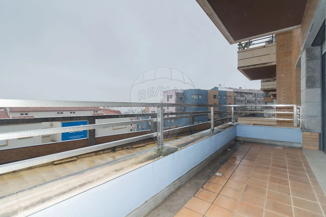 Apartamento T3 para Venda em Vila Franca de Xira Foto 42